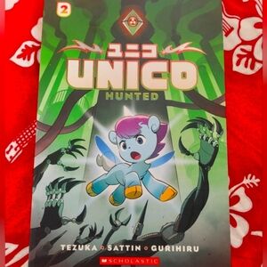 Scholastic Unico Hunted 2 Illustrated By Gurihiru Comic Book Graphic Novel